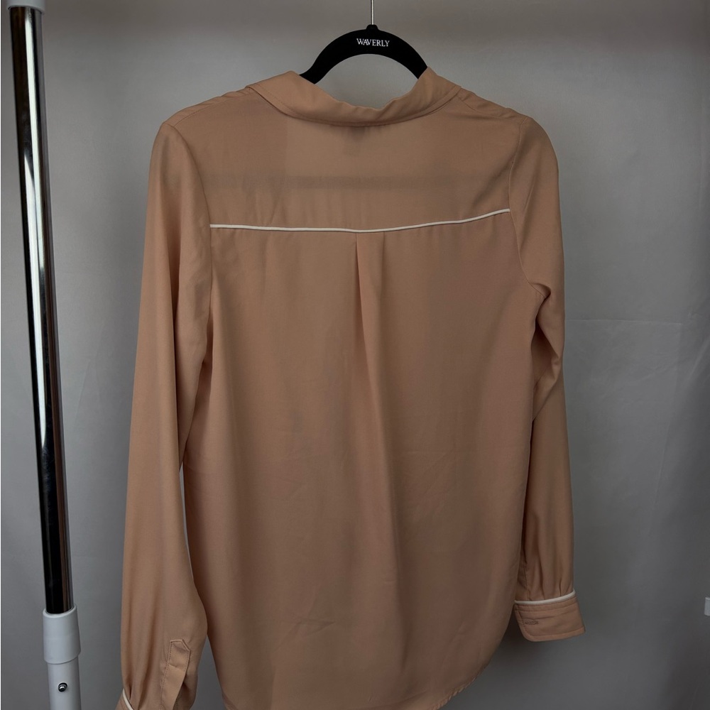 Forever 21 Blush Wrap Blouse‎ | Long Sleeve Drape Front Size Small - Picture 4 of 8